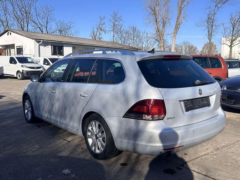 Gebraucht VW Golf VII Style 105 PS (77 kW) 2012 Frostsilber metallic Kombi