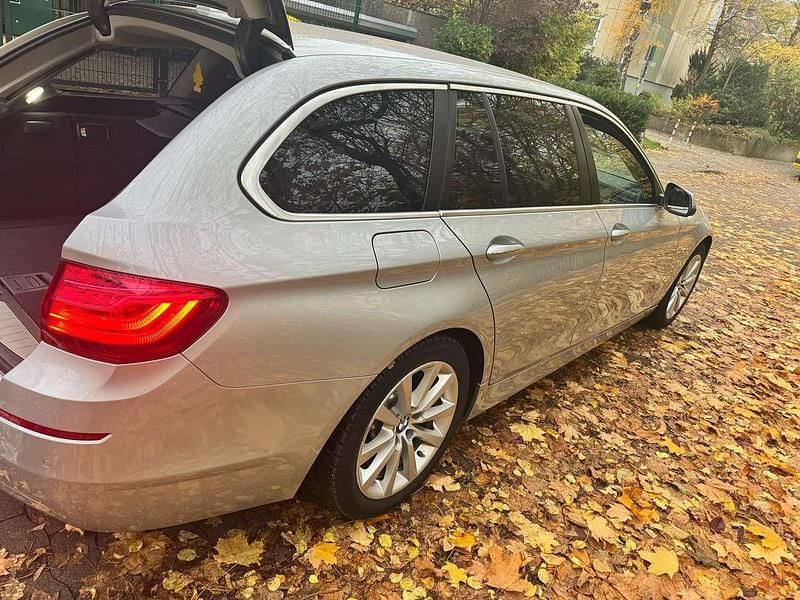 Gebraucht BMW 520 184 PS (135 kW) 2014 Kombi