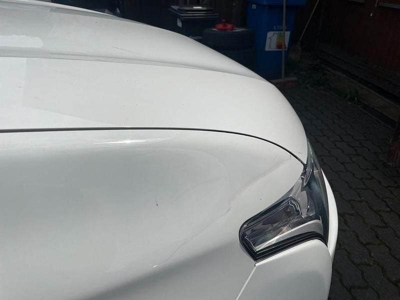 Gebraucht Mitsubishi Outlander Inform 150 PS (110 kW) 2015 Weiß SUV