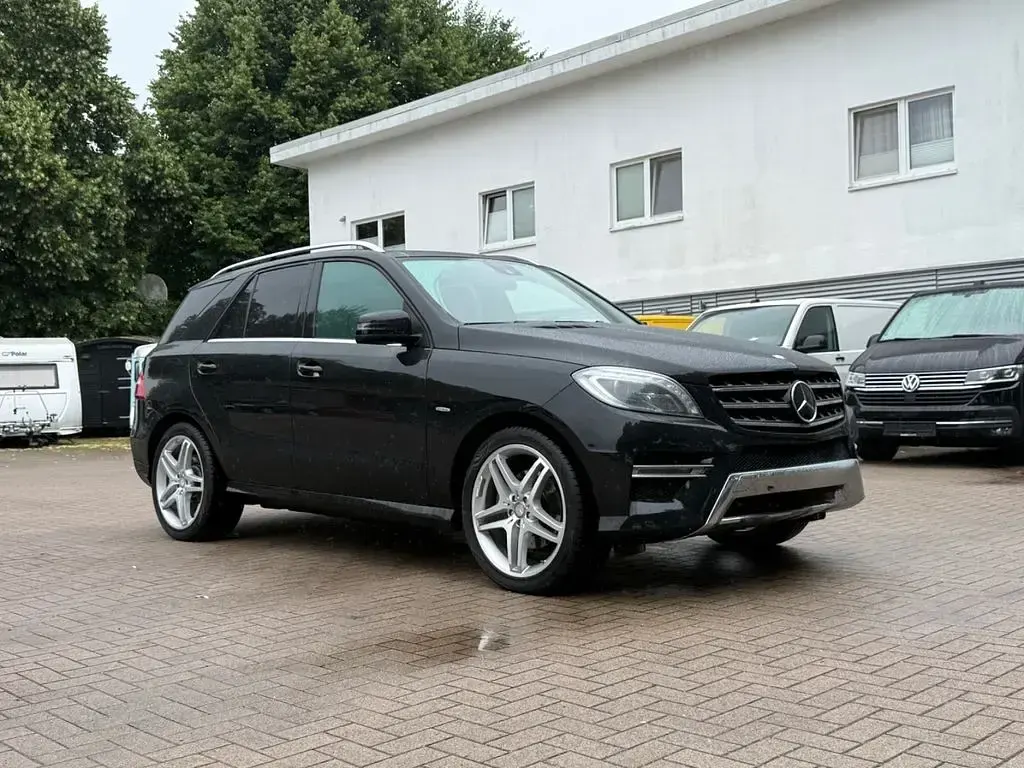 Gebraucht Mercedes ML350 AMG 258 PS (189 kW) 2014 Schwarz SUV