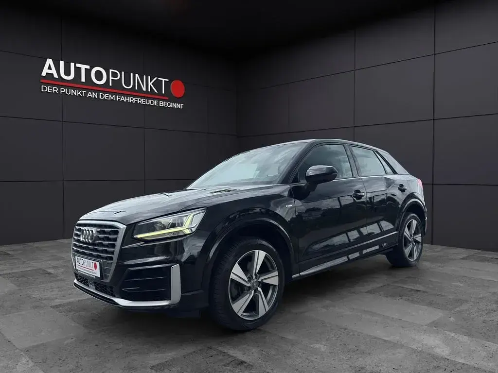 Gebraucht Audi Q2 Design 150 PS (110 kW) 2016 Schwarz SUV