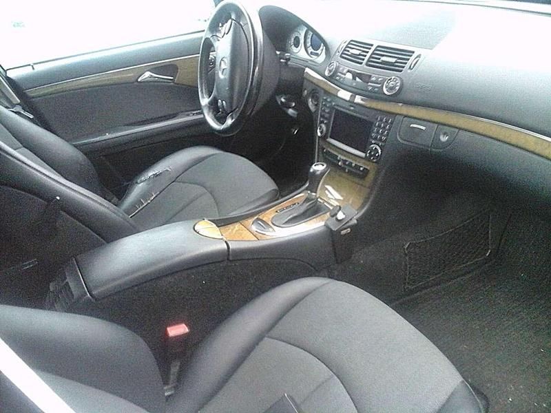 Gebraucht Mercedes E220 Avantgarde 204 PS (150 kW) 2009 Tenoritgrau  metalliclack Kombi