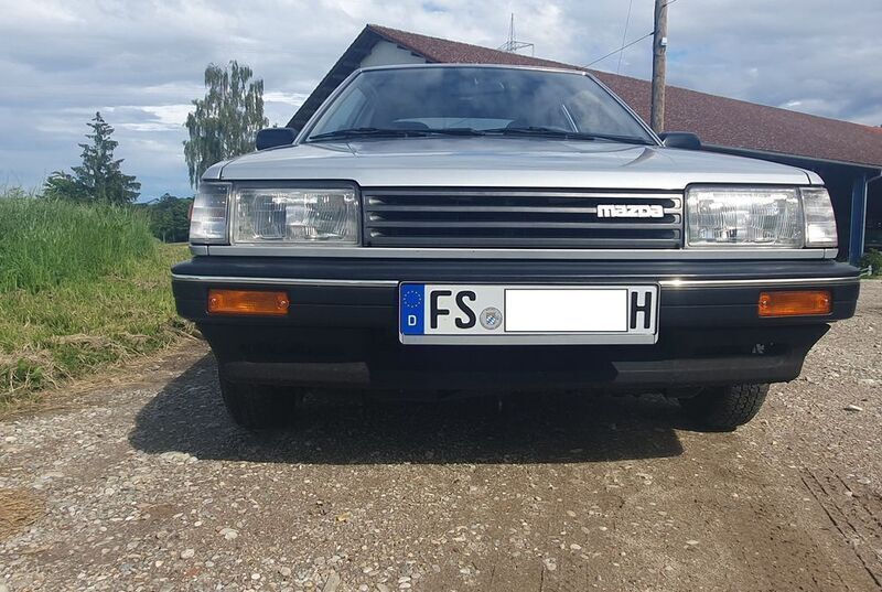 Silber Gebraucht 1985 Mazda 323 Kleinwagen | 13.950 € - Bild 1/4