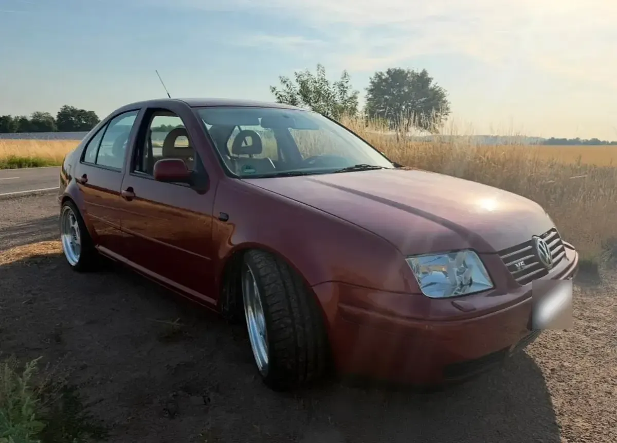 Gebraucht VW Bora 150 PS (110 kW) 1999 Rot Limousine