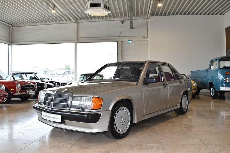 Gebraucht Mercedes 190 185 PS (136 kW) 1984 Grau Limousine
