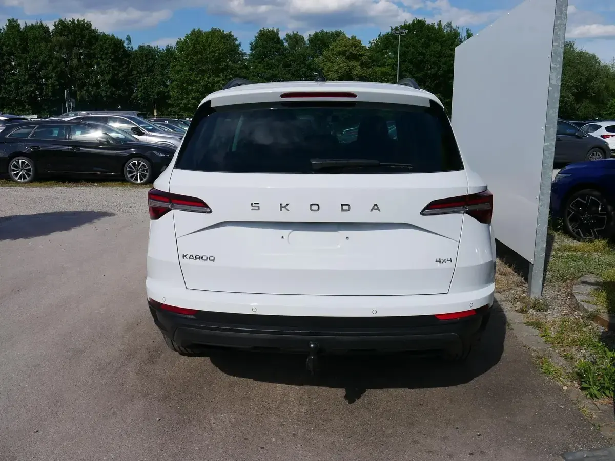 Ny Skoda Karoq Selection 150 HK (110 kW) 2025 Hvid SUV