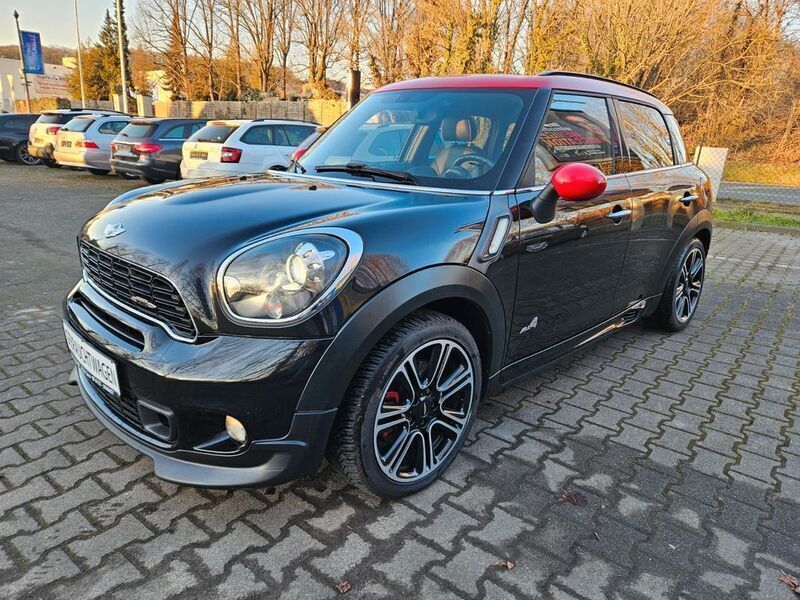 Schwarz Gebraucht 2013 Mini John Cooper Works Countryman SUV | 11.790 € (Fairer Preis) - Bild 1/4