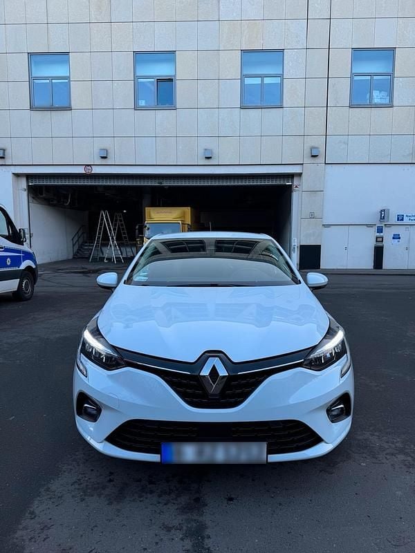 Gebraucht Renault Clio V 67 PS (49 kW) 2021 Weiß Kleinwagen