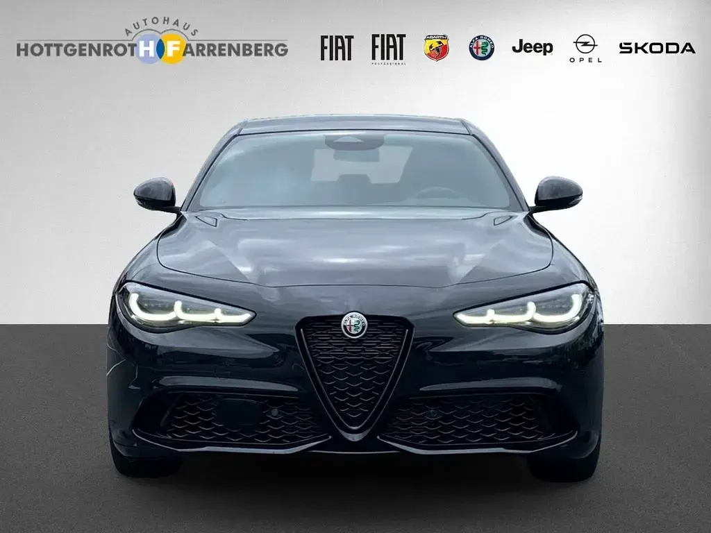 Neu Alfa Romeo Giulia 280 PS (205 kW) 2026 Nero vulcano, metallic) (schwarz Limousine