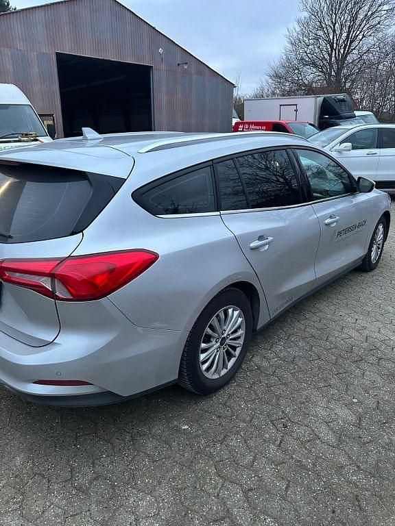 Gebraucht Ford Focus Titanium 120 PS (88 kW) 2021 Limousine