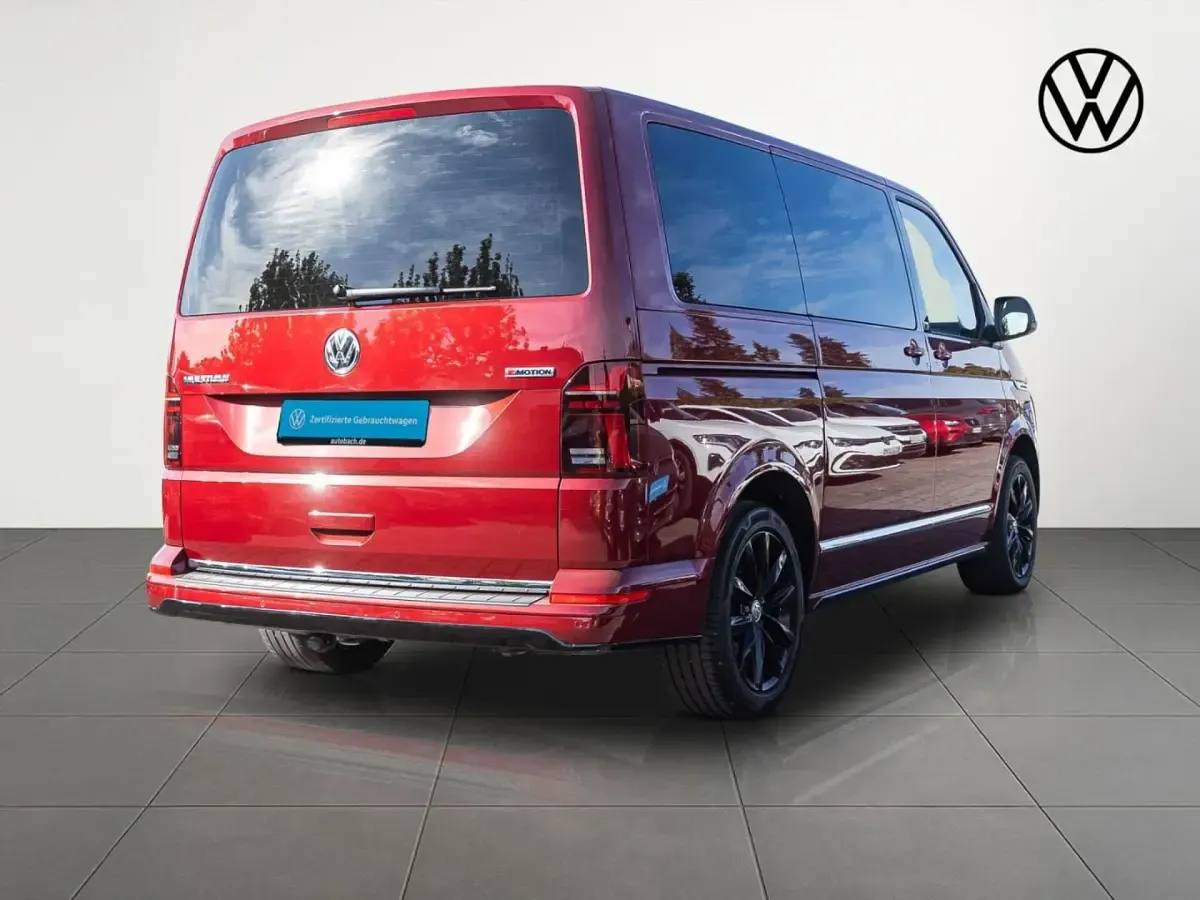 Używany VW Multivan Comfortline 204 KM (150 kW) 2021 Minivan