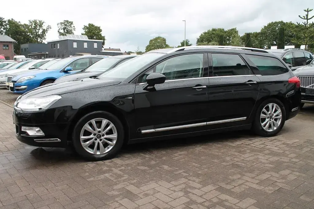 Gebraucht Citroën C5 Exclusive 150 PS (110 kW) 2017 Schwarz Kombi