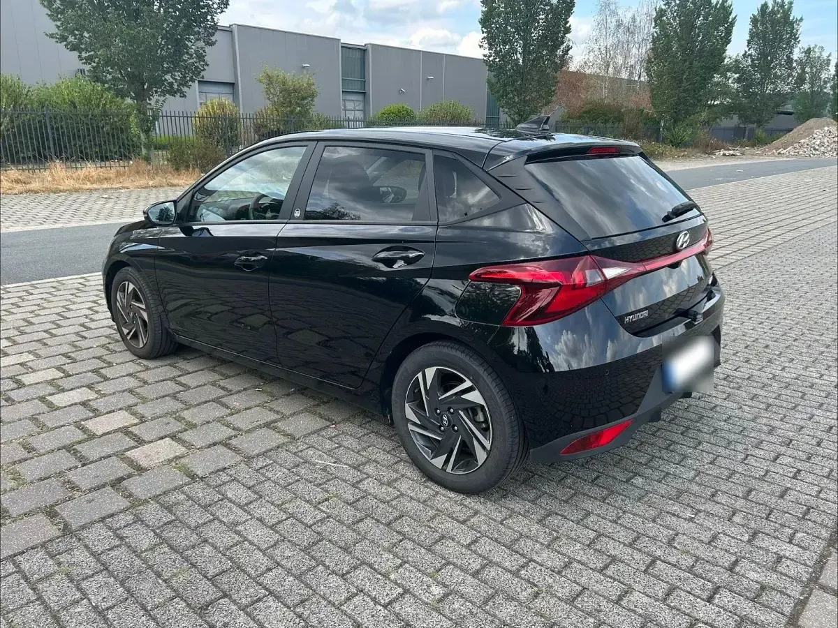 Gebraucht Hyundai i20 Edition 30 101 PS (74 kW) 2022 Schwarz Kleinwagen