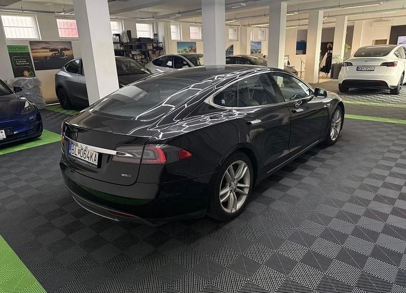 Gebraucht Tesla Model S 309 kW (421 PS) 2015 Schwarz Kleinwagen