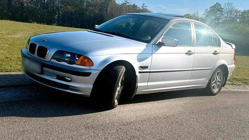 Occasion BMW 320 136 ch (100 kW) 2000 Gris Berline