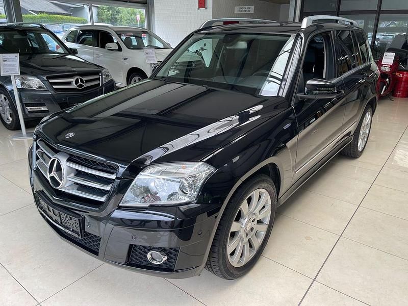 Schwarz Gebraucht 2010 Mercedes GLK220 SUV | 14.999 € (Fairer Preis) - Bild 1/4