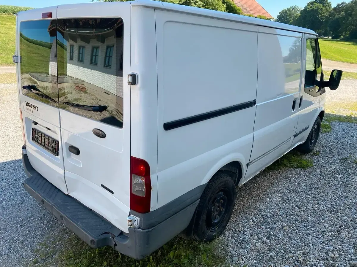 Gebraucht Ford Transit 115 PS (84 kW) 2009 Weiß Van / Kleinbus