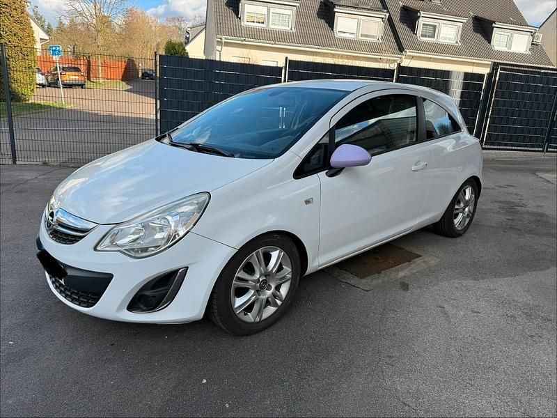 Gebraucht Opel Corsa 69 PS (50 kW) 2013 Weiß Kleinwagen