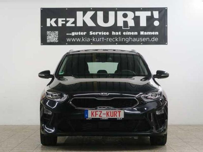Gebraucht Kia Ceed Spirit 136 PS (100 kW) 2019 Zilinaschwarz (metallic) Kleinwagen