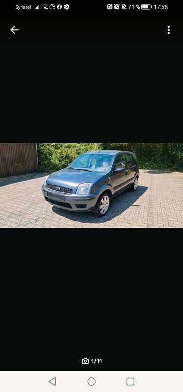 Grau Gebraucht 2004 Ford Fusion Kombi | 1.990 € (Guter Preis) - Bild 1/4