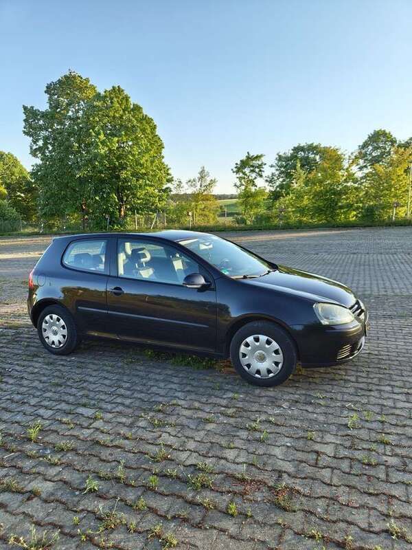 Gebraucht 2004 VW Golf IV Trendline Limousine | 1.500 € (Guter Preis) - Bild 1/4