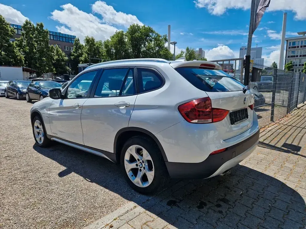 Gebraucht BMW X1 177 PS (130 kW) 2012 Weiß SUV