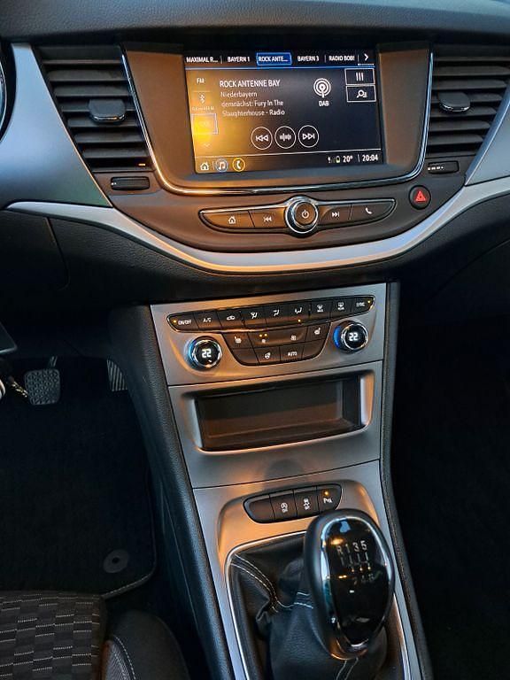 Gebraucht Opel Astra 122 PS (89 kW) 2019 Schwarz Kombi