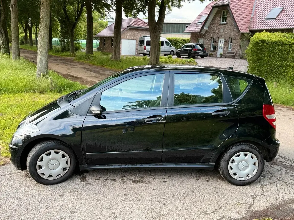 Gebraucht Mercedes A150 95 PS (69 kW) 2007 Schwarz Kleinwagen