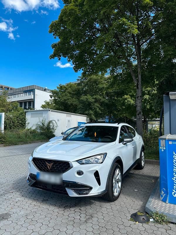 Weiß Gebraucht 2022 Cupra Formentor SUV | 30.999 € (Teuer) - Bild 1/4