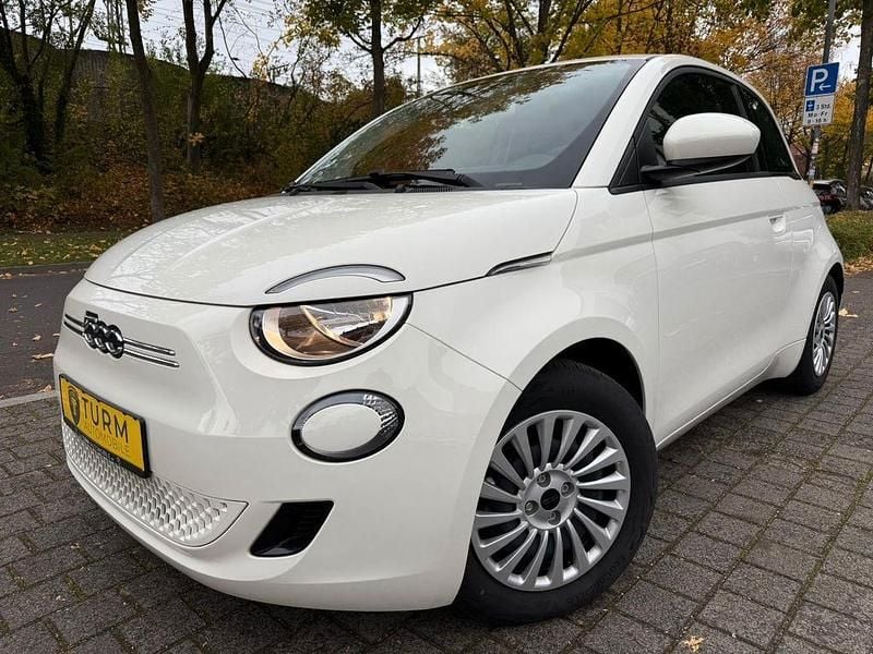 Weiß Gebraucht 2023 Fiat 500e Kleinwagen | 15.490 € (Superpreis) - Bild 1/4