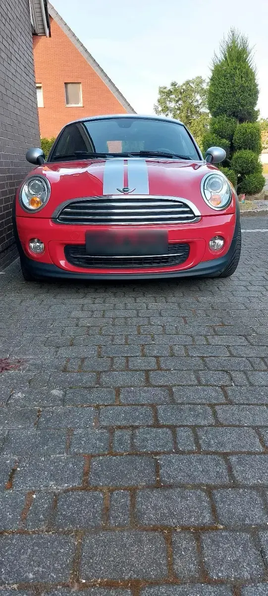 Gebraucht Mini Cooper Coupé 122 PS (89 kW) 2011 Rot Coupé