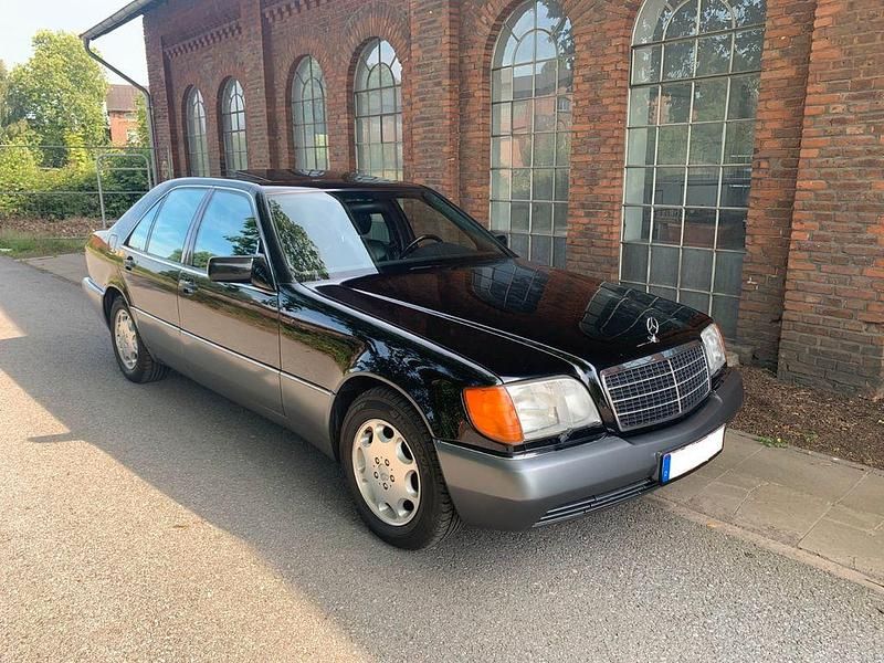 Schwarz Gebraucht 1991 Mercedes 500 SE Limousine | 19.500 € - Bild 1/4