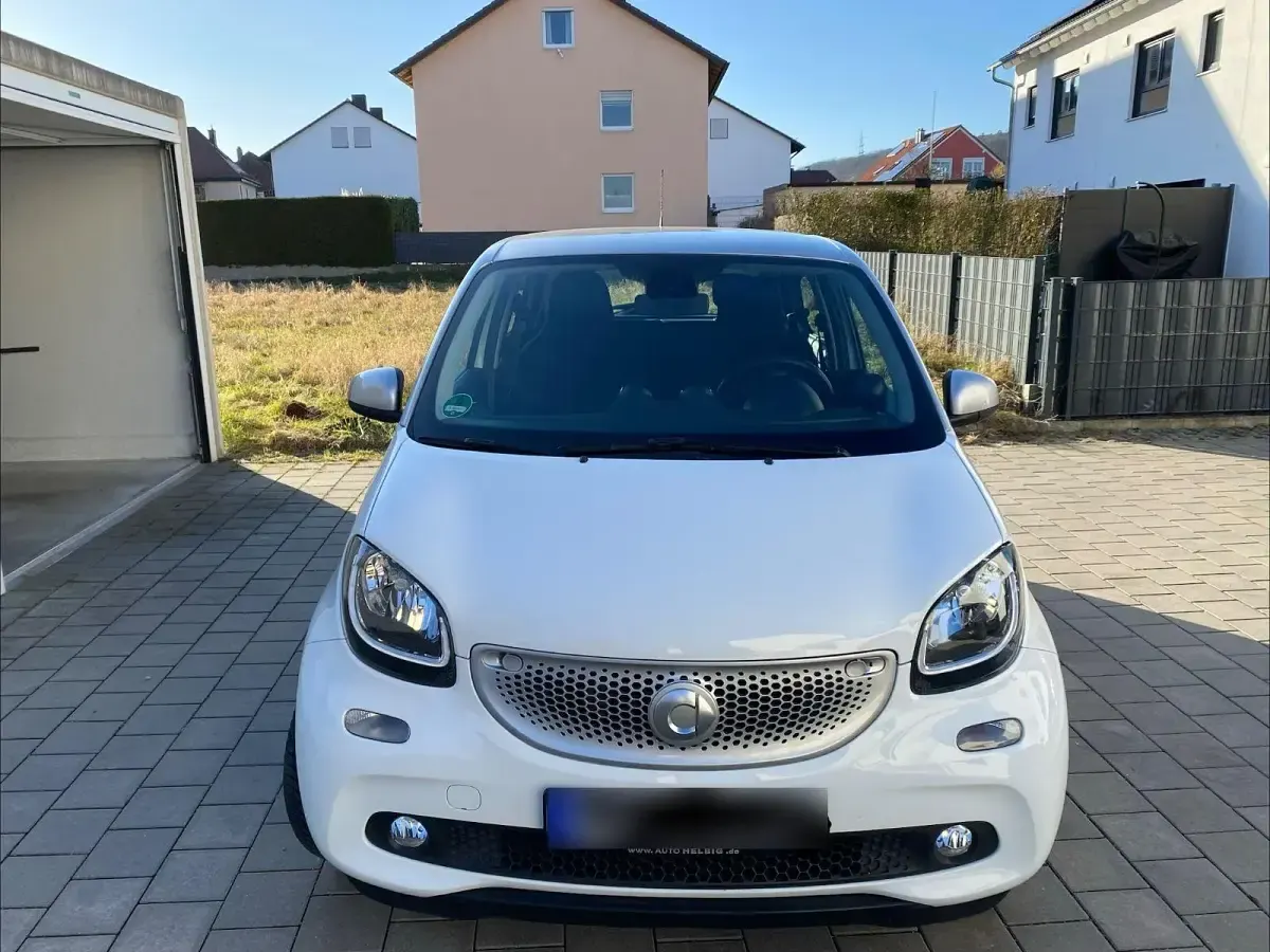 Usata Smart ForFour Passion 90 CV (66 kW) 2015 Bianco Utilitaria