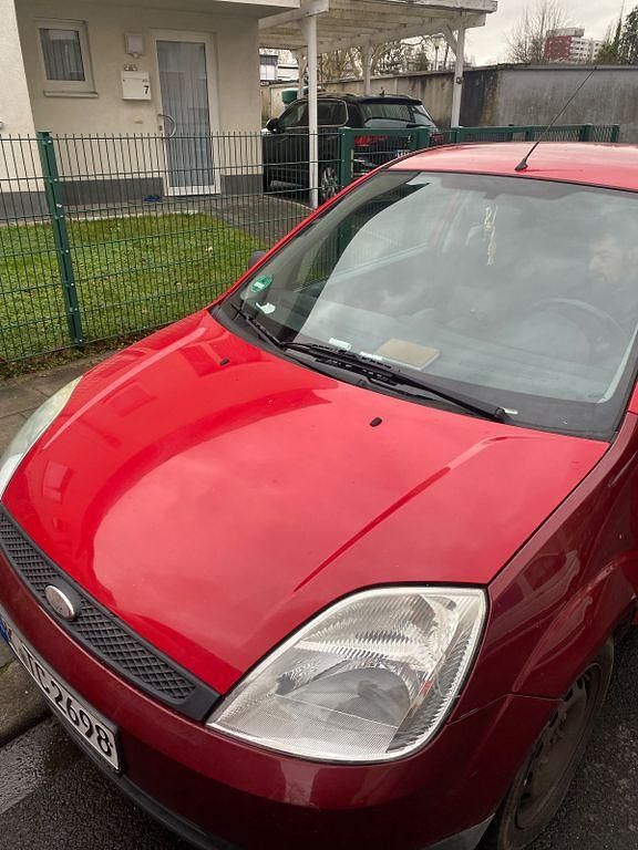 Gebraucht Ford Fiesta Ambiente 60 PS (44 kW) 2004 Limousine