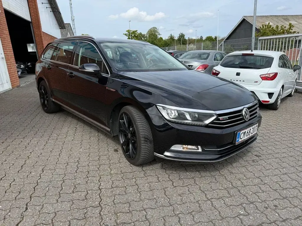 Gebraucht VW Passat Highline 280 PS (205 kW) 2016 Schwarz Kombi