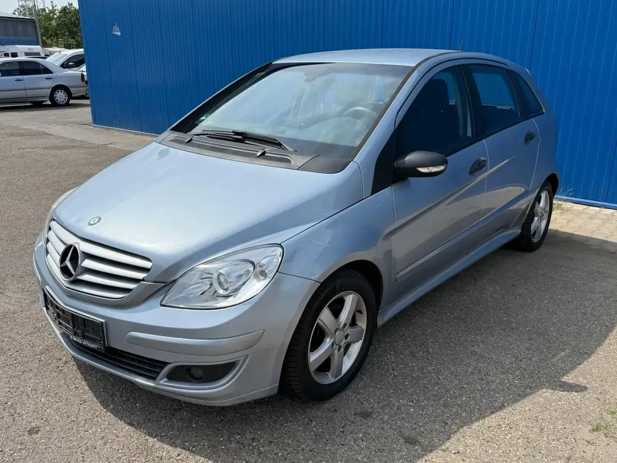 Gebraucht Mercedes B170 116 PS (85 kW) 2006 Blau Van / Kleinbus