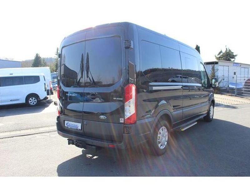Gebraucht Ford Transit Trend 170 PS (125 kW) 2017 Iridiumschwarz metallic Kombi