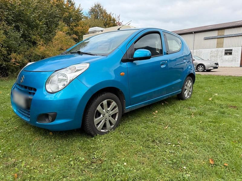 Blau Gebraucht 2011 Suzuki Alto Kleinwagen | 2.100 € (Guter Preis) - Bild 1/4