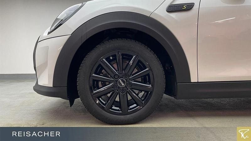 Gebraucht Mini Cooper SE Classic 135 kW (184 PS) 2023 Weiß Kleinwagen