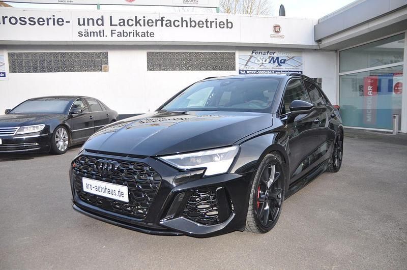 Gebraucht Audi RS3 Sportback Sport 400 PS (294 kW) 2022 Schwarz Kleinwagen