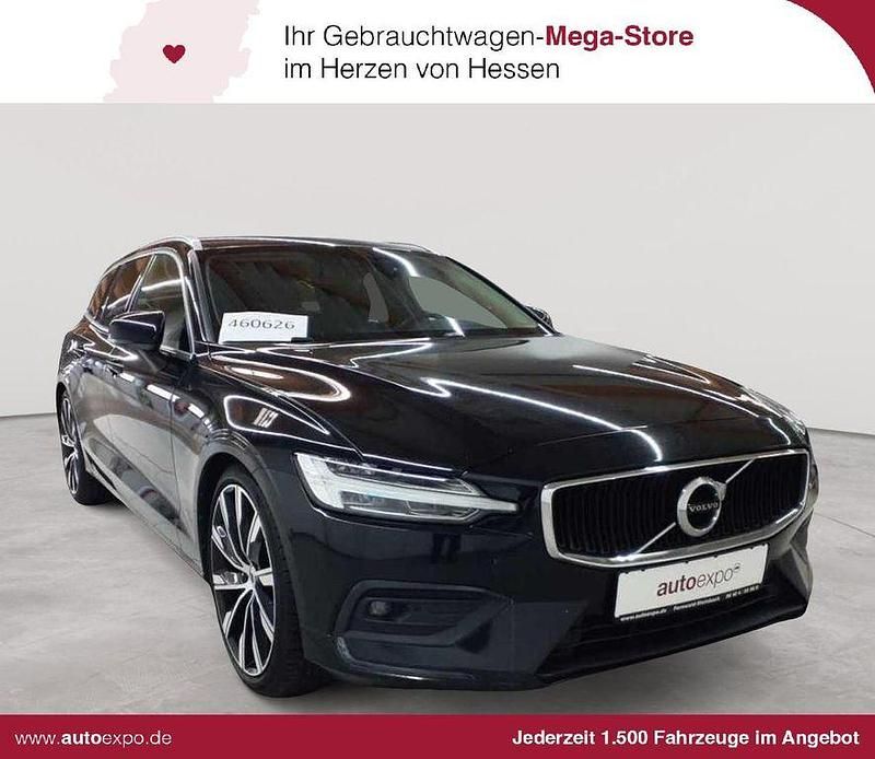 Schwarz Gebraucht 2020 Volvo V60 Momentum Kombi | 18.989 € (Fairer Preis) - Bild 1/4
