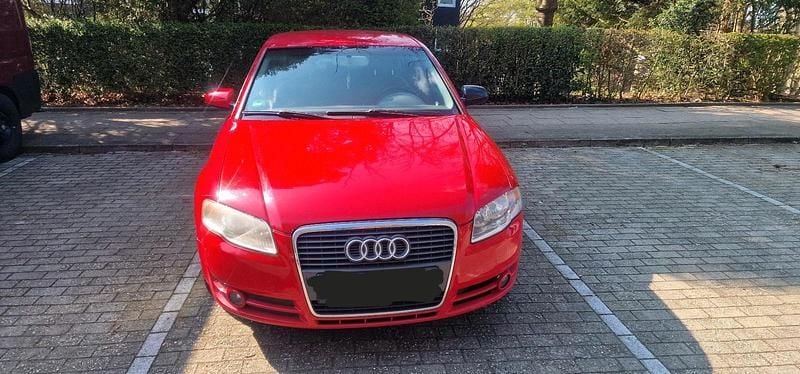 Gebraucht Audi A4 116 PS (85 kW) 2006 Rot Limousine
