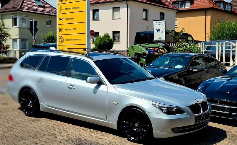 Silber Gebraucht 2007 BMW 523 Sport Line Kombi | 8.750 € (Etwas zu teuer) - Bild 1/4