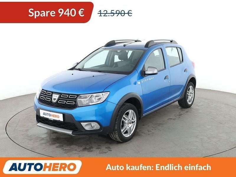 Blau Gebraucht 2018 Dacia Sandero Prestige Kleinwagen | 11.650 € (Fairer Preis) - Bild 1/3