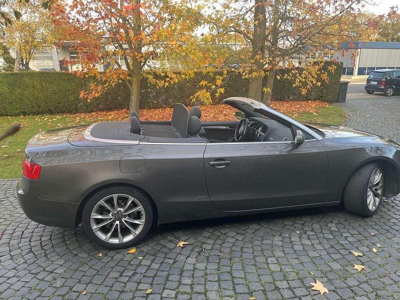 Gebraucht Audi Cabriolet 177 PS (130 kW) 2013 Beige Cabrio