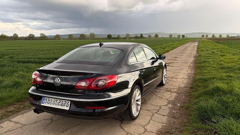 Usado VW CC 200 HP (147 kW) 2010 Preto Sedan
