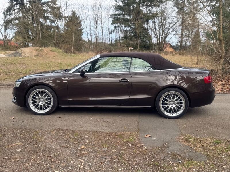 Braun Gebraucht 2011 Audi A5 Cabriolet S-Line Cabrio | 13.500 € (Guter Preis) - Bild 1/4