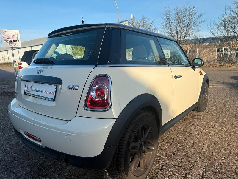 Gebraucht Mini ONE 98 PS (72 kW) 2013 Weiß Kleinwagen