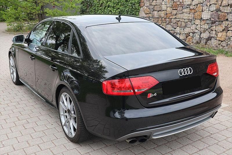 Schwarz Gebraucht 2010 Audi S4 Sport Limousine | 13.000 € (Guter Preis) - Bild 1/4
