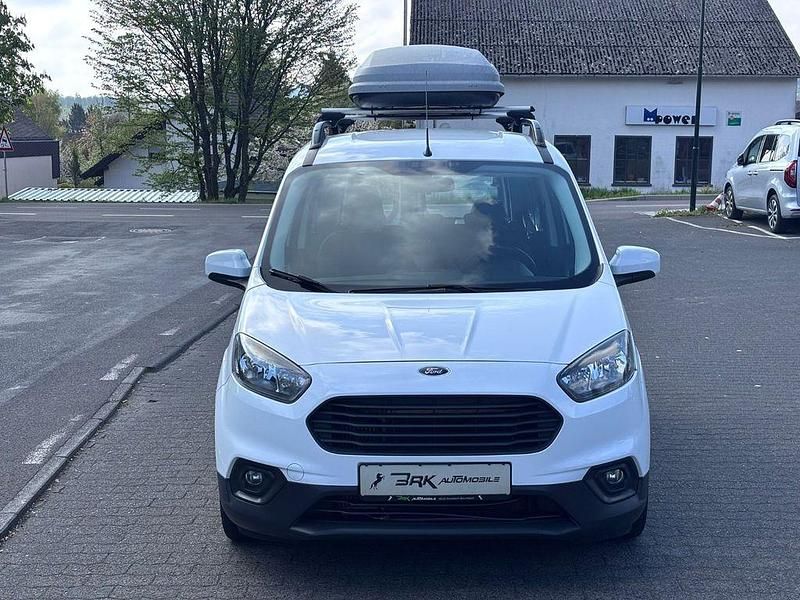 Second-hand Ford Transit Trend 101 CP (74 kW) 2018 Alb Break